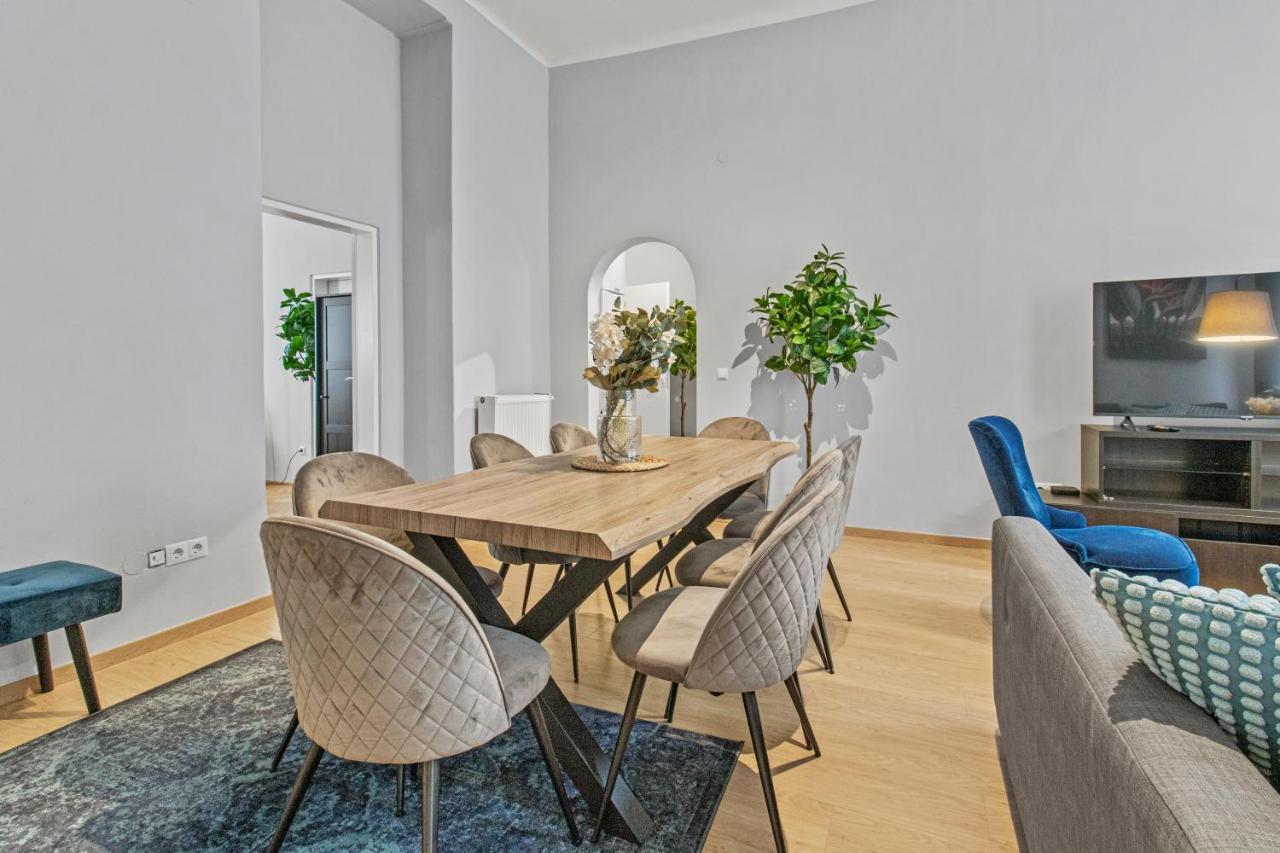 5 Bedrooms - 143 M² - Near Main Station Bécs Kültér fotó